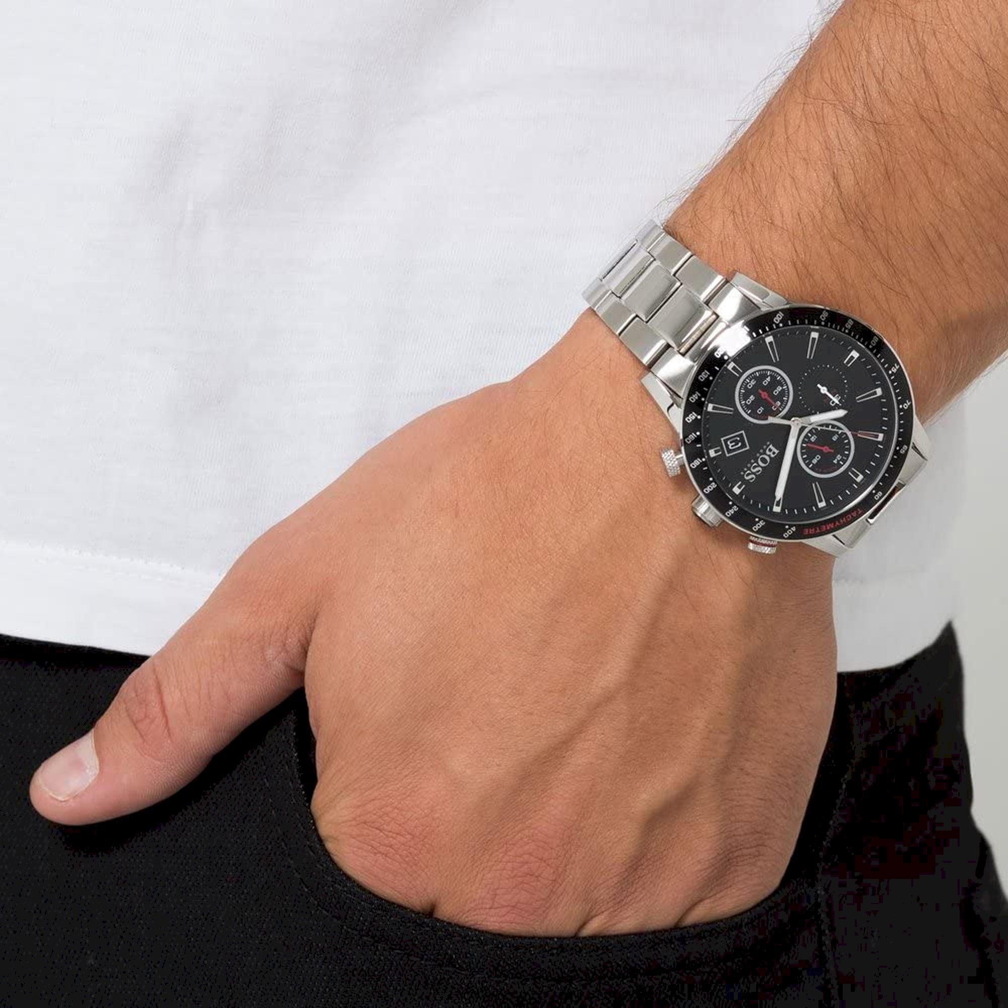 Montre Hugo Boss Rafale 1513509 Acier avec cadran sport noir et rou