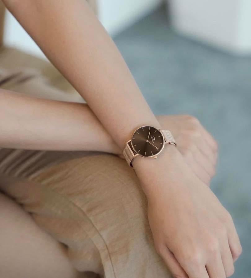 Montre Daniel Wellington Petite Amber DW00100477 acier or rose 32mm