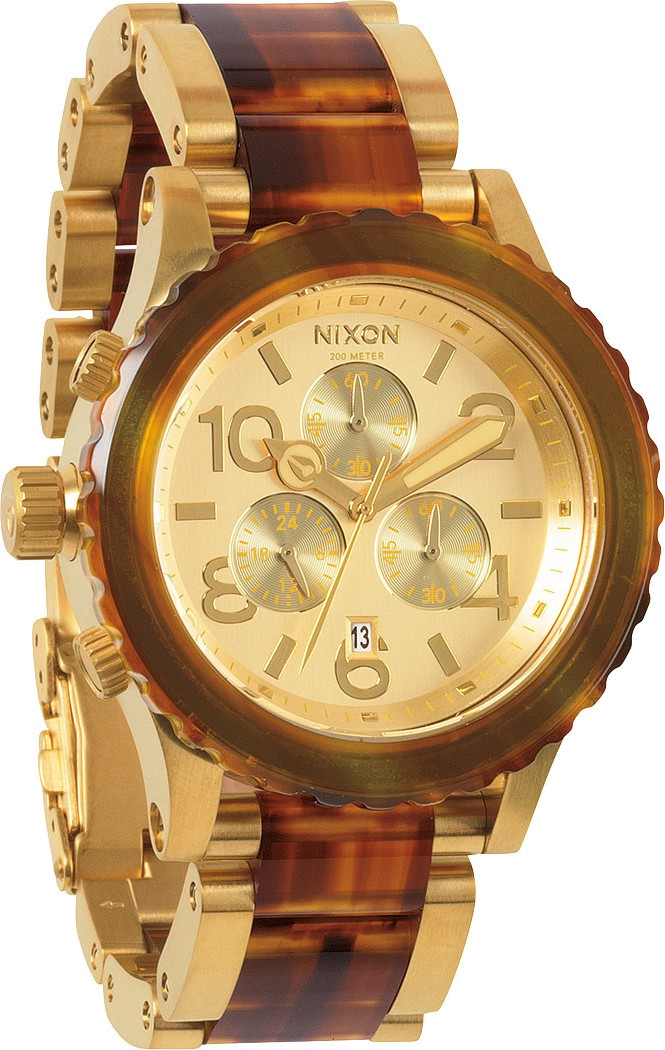 Nixon 200 meter watch hotsell