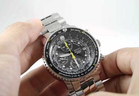 Banc d'essai de la montre chronographe Seiko SNA411 / SNA411P1 FlightMaster